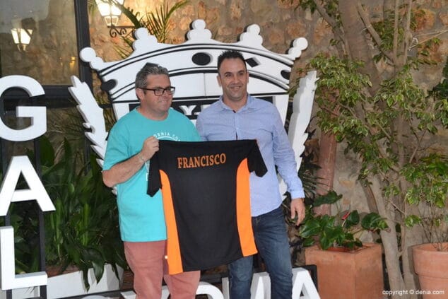 galardon a francisco perez cidoncha