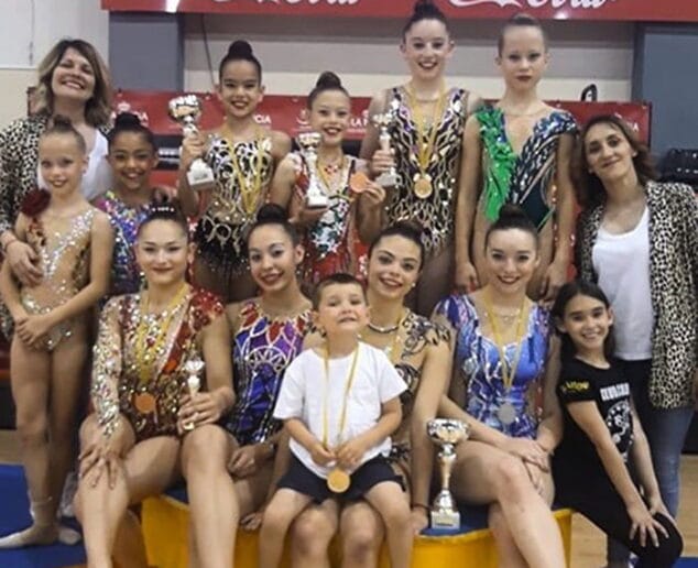 gimanstas clasificadas para el nacional abosluto equipos denia y calpe 1