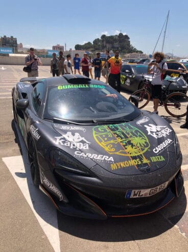 Gumball 3000 coche en Dénia