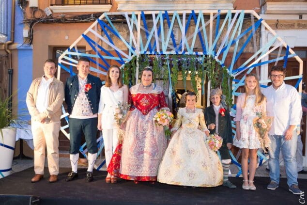 las falleras mayores de denia en el nomenament de baix la mar