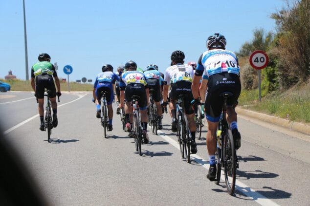peloton en la volta a tarragona