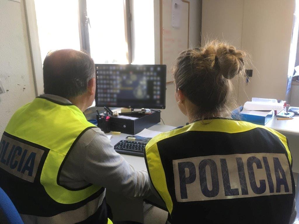 policia nacional investigandos