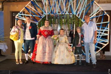 Representantes de la Comissió de Festes de la Mare de Déu en el nomenament de Baix la Mar