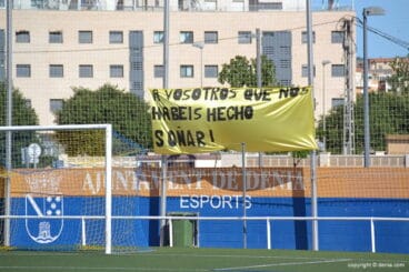 Una pancarta de ánimo