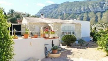 Comprar chalet en el Montgó en Dénia – Abbey Properties