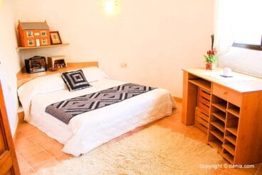 Chalet amueblado con tres habitaciones en Dénia – Casas Singulares