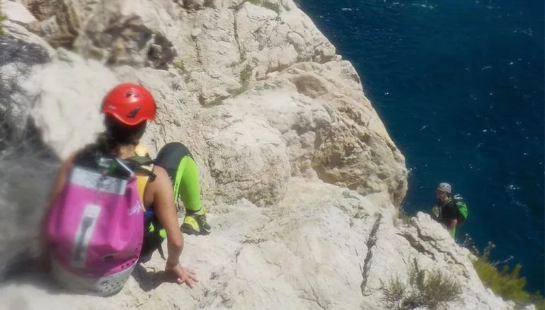 Coastering deporte de aventura en Dénia - Tururac