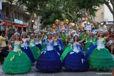 Carrozas Dénia 2019 – Falla Campaments