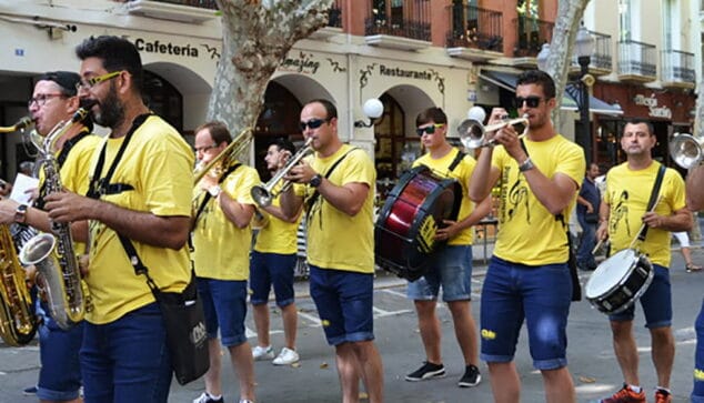denia prohibe las despedidas con charangas durante el verano