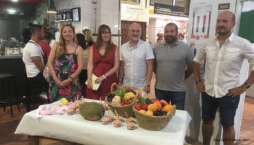 el mercado ofrecera helados personalizados donde tu eliges los ingredientes