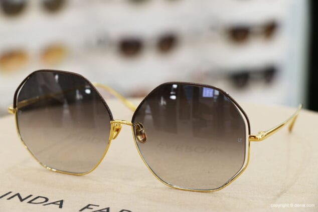 gafas linda farrow denia