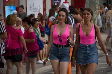 Los dianenses salen a la calle para celebrar sus fiestas