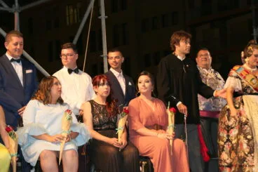 Los nuevos cargos de las fallas sustituyen a los salientes