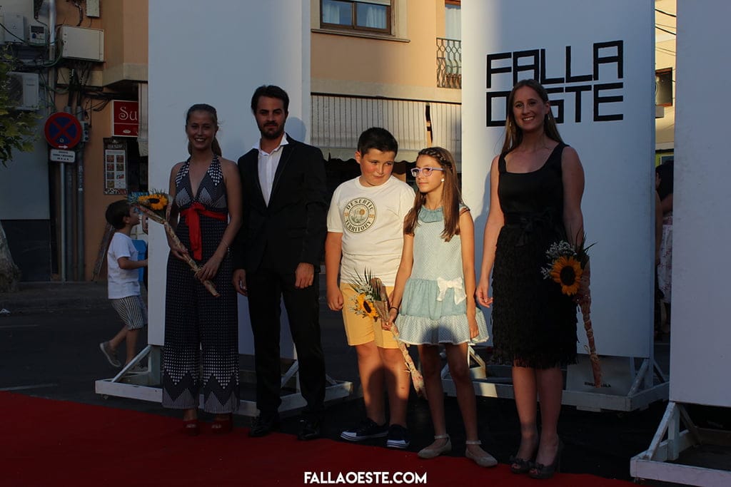 pasarela de la falla oeste 2019