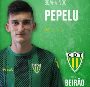 Pepelu con la camiseta de su nuevo equipo