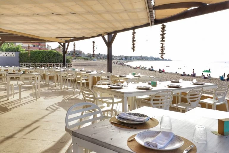 Restaurante con terraza junto al mar en Dénia - Restaurant Noguera