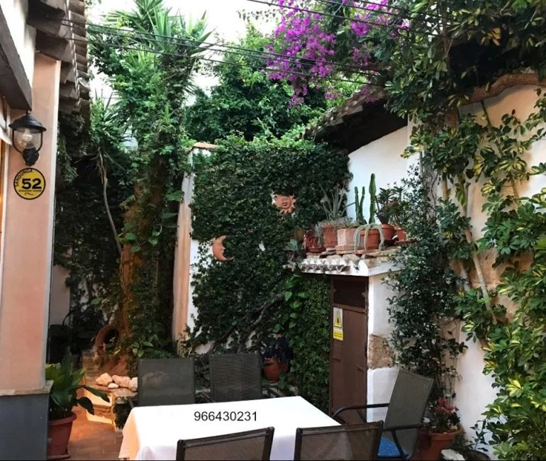 Restaurante con patio interior en Dénia - Sandunga 52