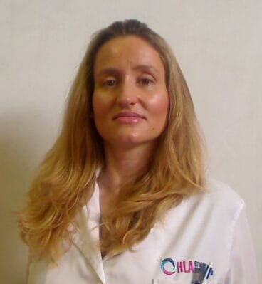 Almudena Monteagudo dermatóloga HLA San Carlos Dénia