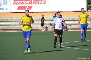 arthur en su etapa como jugador del cd denia