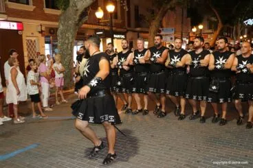 Desfile previo a la recepción mora 35