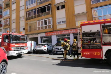 incendio de una vivienda en la calle sagunto 05