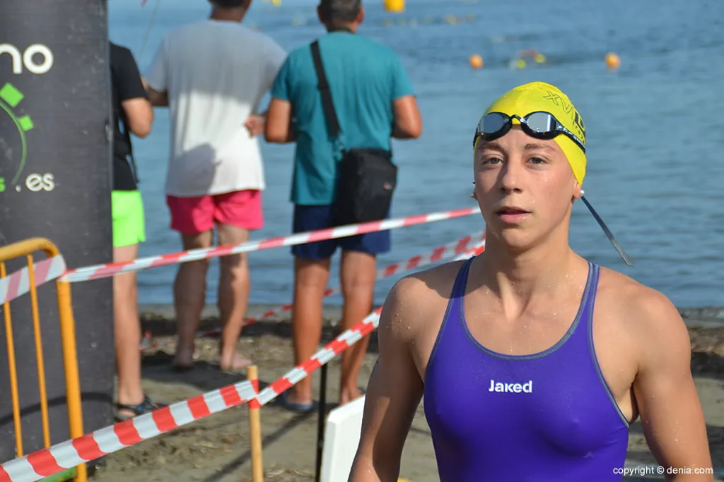 Miguel Bou y Andrea Lucas ganadores en la Travesía 5000 a nado Mayorales de Sant Roc 3 laura jimenez la mejor en la travesia de 1500