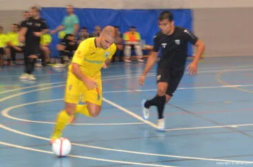 Miguel con la pelota