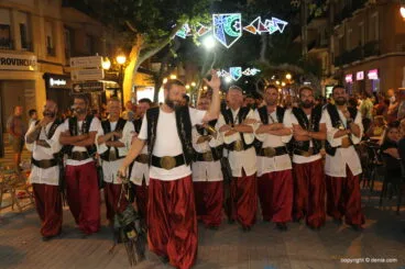 Milagro de la niebla y desfile final 40