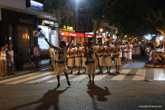 milagro de la niebla y desfile final 51