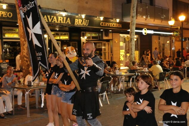 milagro de la niebla y desfile final 57