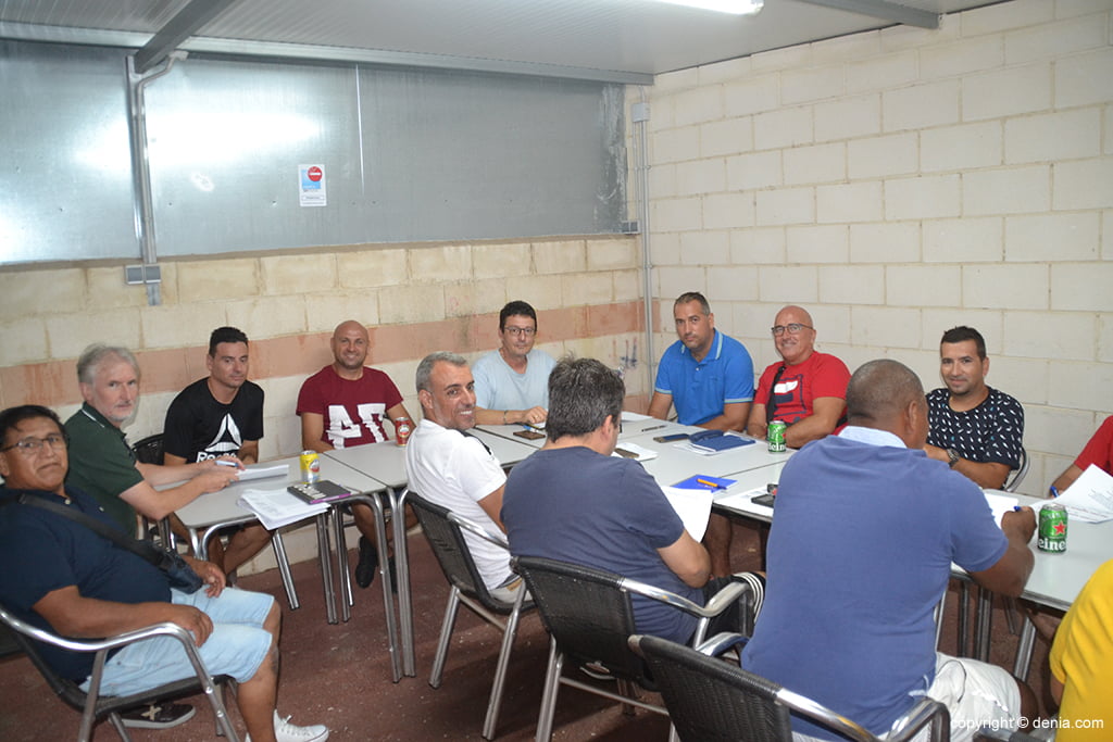 Organización y delegados de la Liga de Fútbol Veteranos
