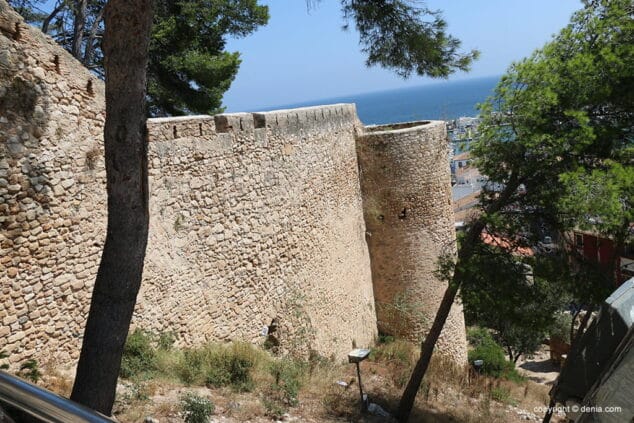 rehabilitacion verger alt y baluarte del castillo 2