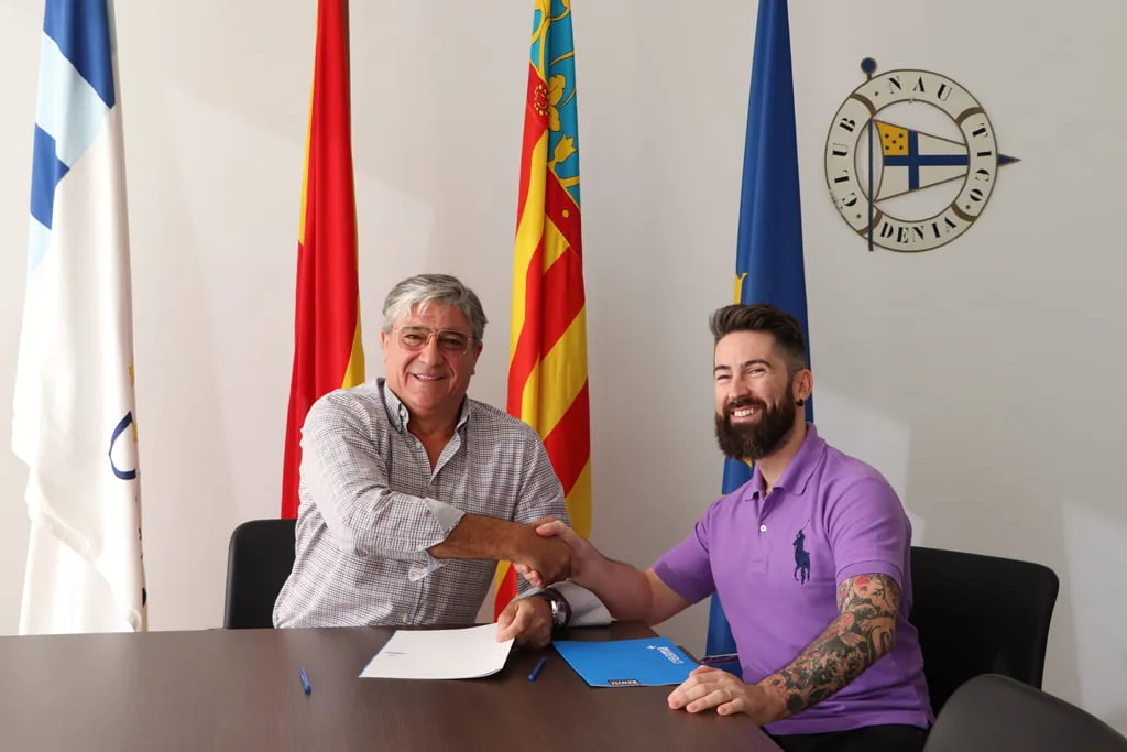 Creama y Real Club Náutico Dénia colaborarán en la formación de jóvenes 1 Imagen: Acuerdo colaboración Creama Dénia