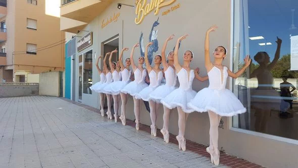 Bailarinas de ballet clásico – Babylon Escuela de Danza