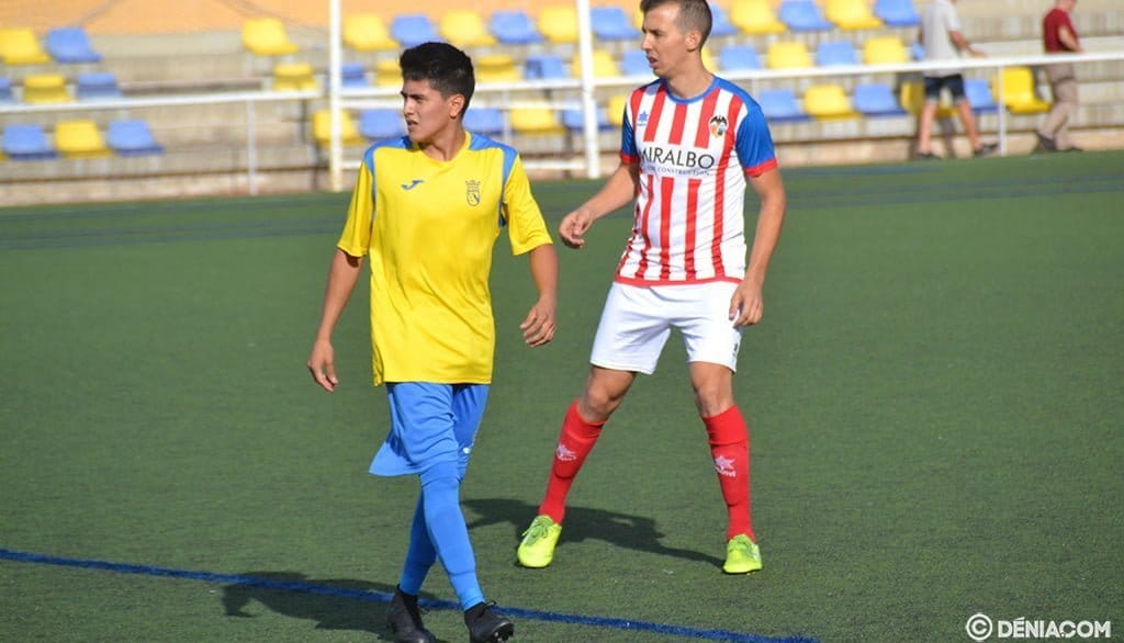 Imagen: El dianense Kevin emparejado con el xabiero Paco