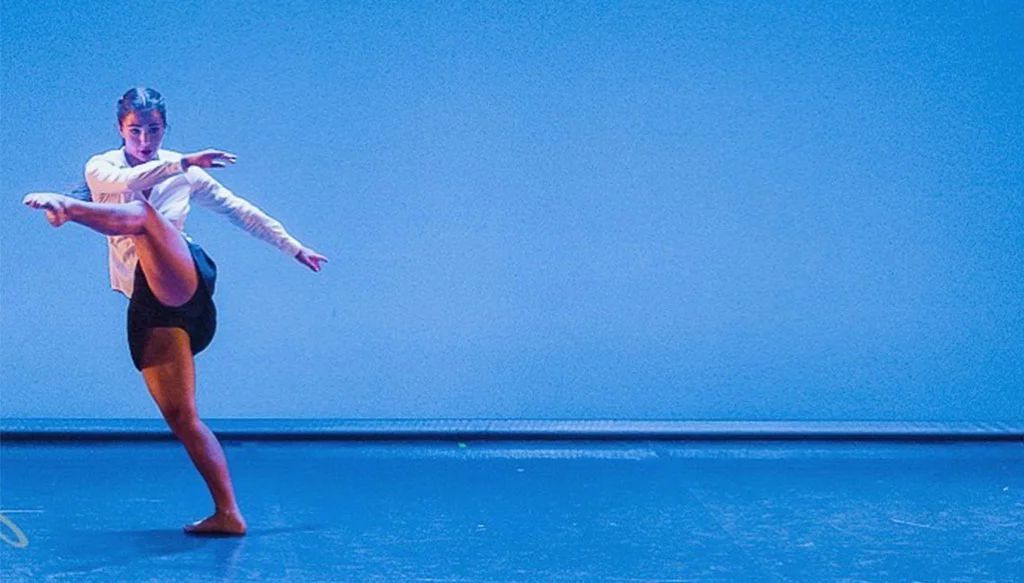 Elena Sevilla en una actuación sobre las tablas. Fotografía Paco Giménez