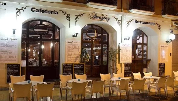 Imagen: Fachada Restaurante Amazing en Dénia