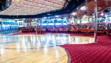 Grandes zonas de ocio en el interior del Costa Fortuna – Falken Tours