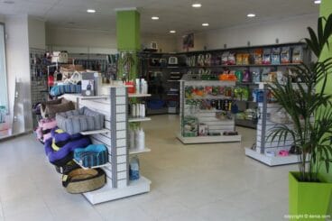 Interior de Santi Mas – Servicios para mascotas