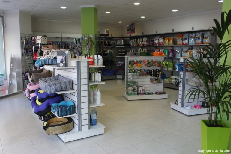 Interior de Santi Mas - Servicios para mascotas