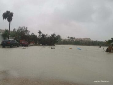 Inundación frente al restaurante Fernando en Dénia