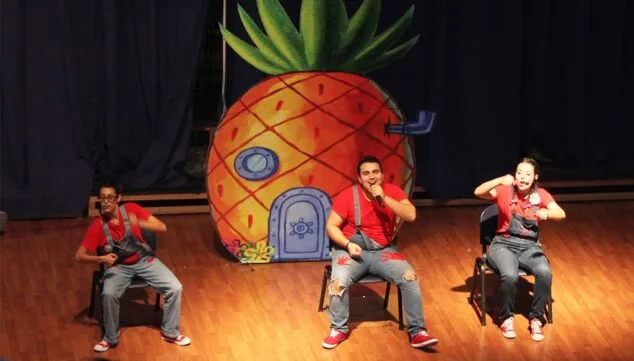 Canta y baila con Grupo Cosquillas en un gran espectáculo para niños 2 los cantajuegos en denia