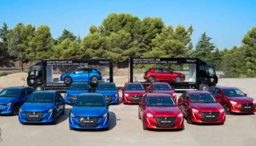 Los nuevos 208 recorren las calles – Peumóvil