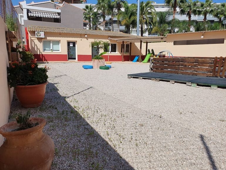 patio-escoleta-el-castellet