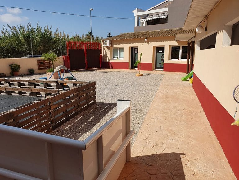 Patio de juego - Escoleta El Castellet