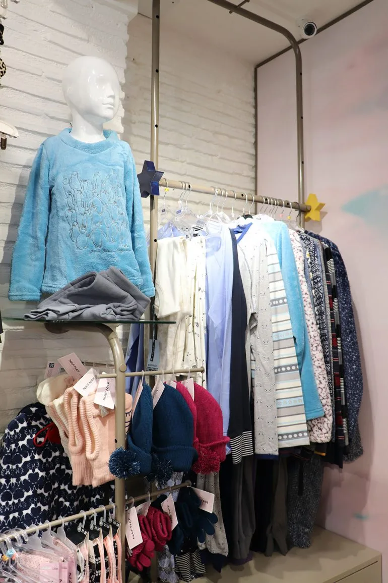 Pijamas y complementos - Leveleleven