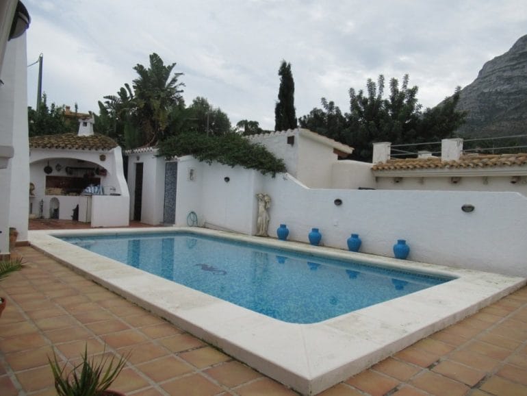Chalet con piscina en venta en Galeretes - Abbey Properties