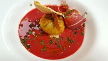 Plato de cocina mediterránea – Restaurante Punta Negra del Hotel Les Rotes