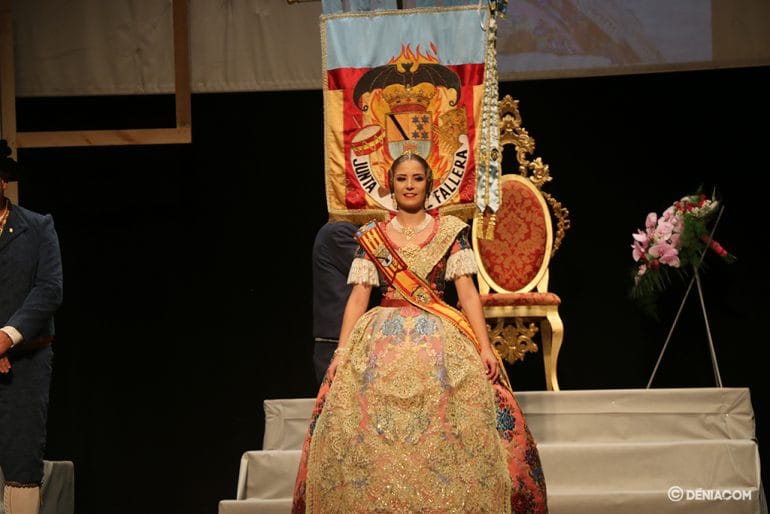 Safir Malonda en su presentación fallera
