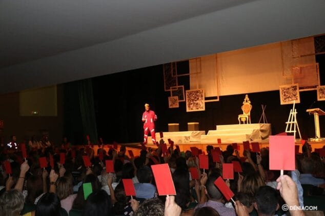 presentacion fallera mayor safir malonda publico